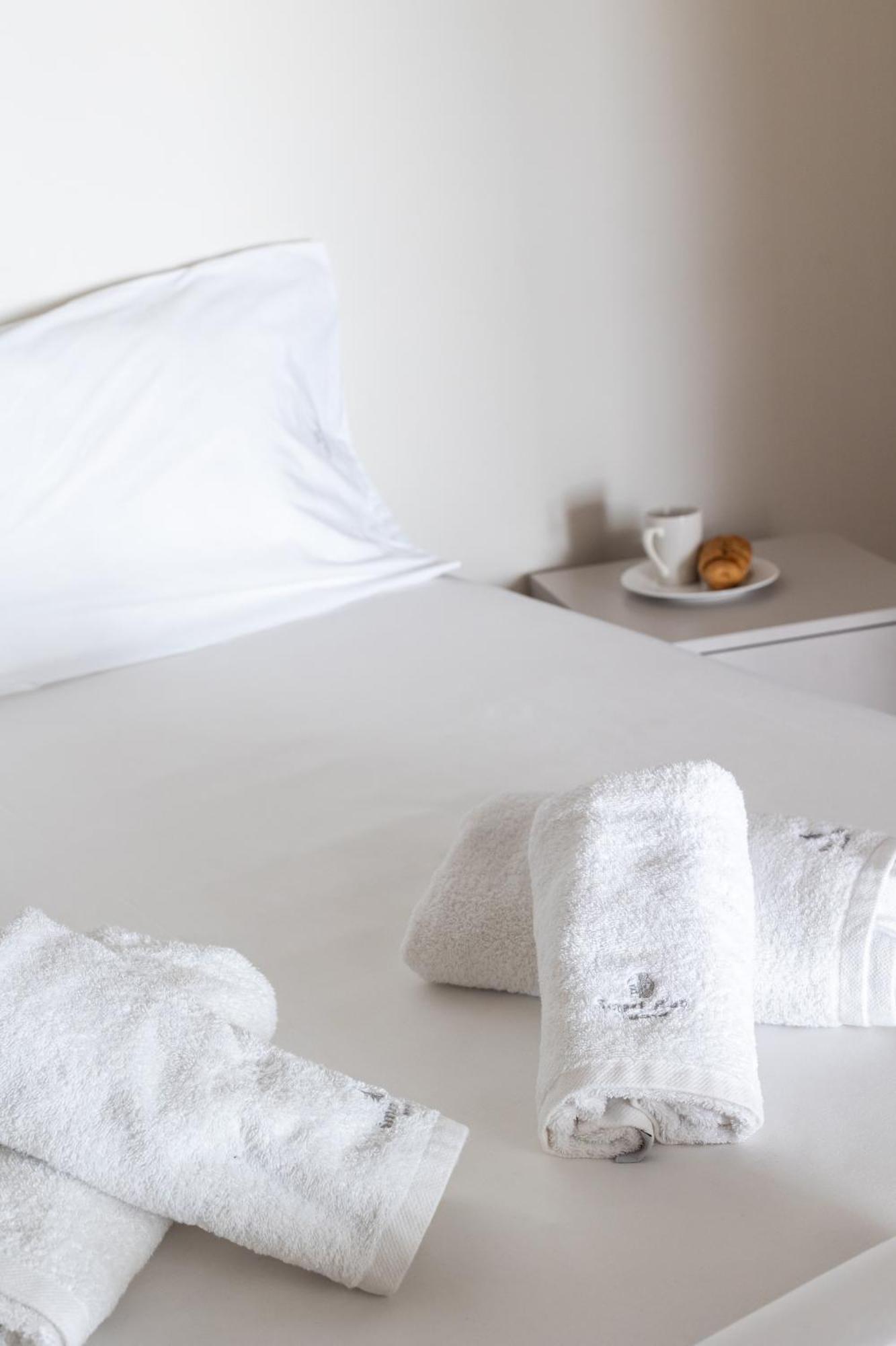 Harmonia Minimal Apartments Thessaloníki Eksteriør billede